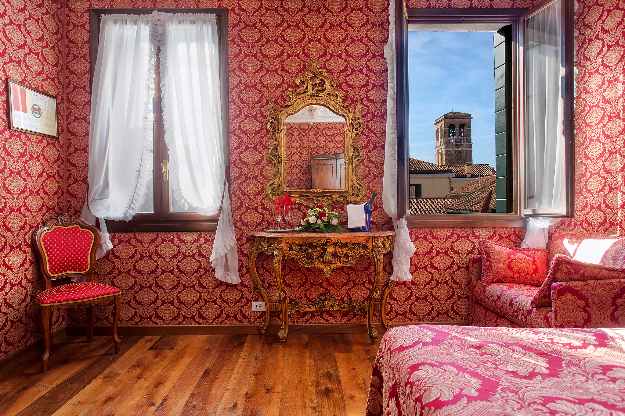 Antica Locanda Sturion, Grand Canal view budget hotel in Venice